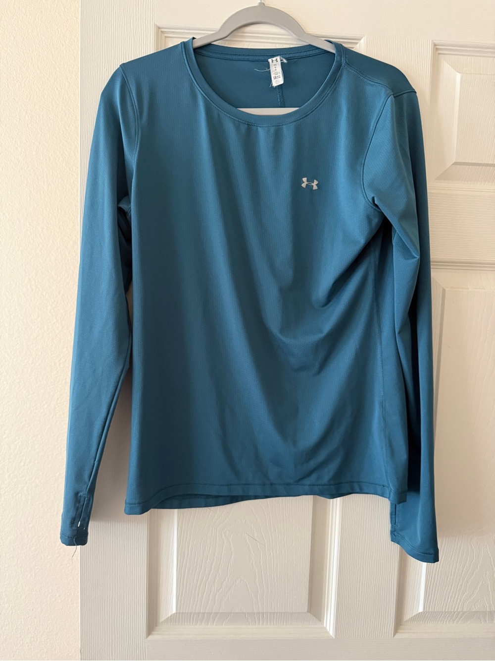 Under Armour Women's Long-Sleeve Teal Blue Performance Top
